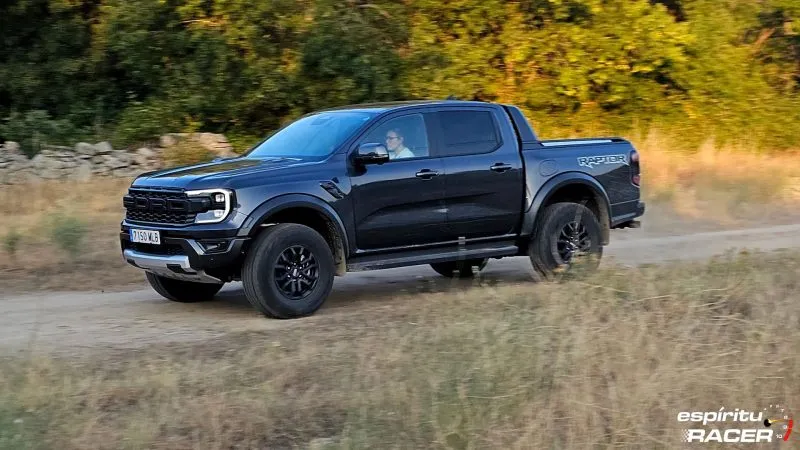 Ford Ranger Raptor 34