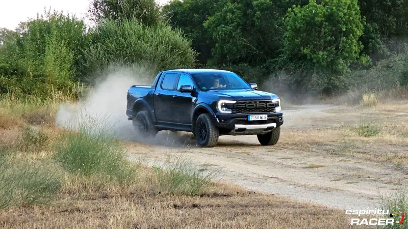 Ford Ranger Raptor 47