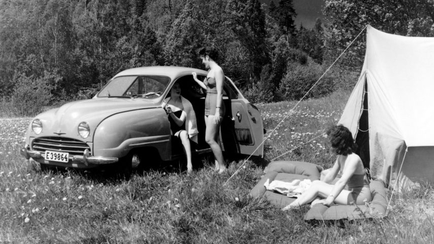 Saab 92 camping