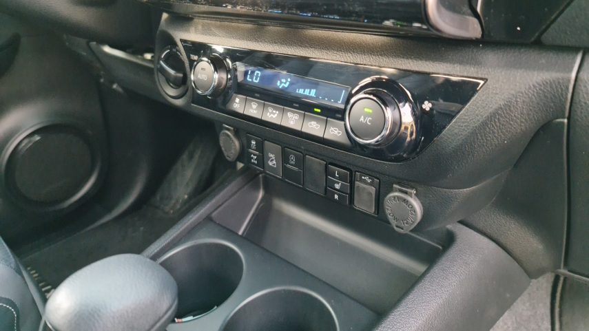 Toyota Hilux Invincible 2 8D Prueba (41)