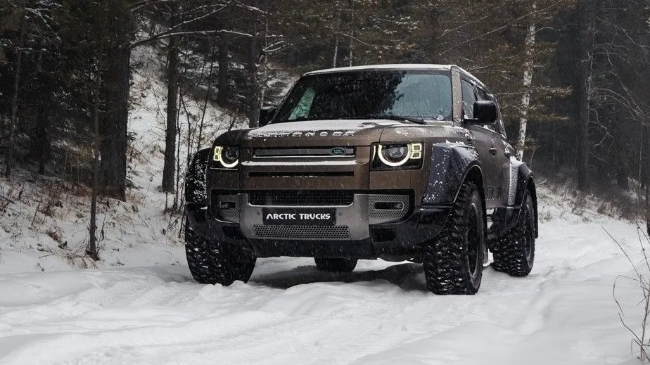 Arctic Trucks crea el Land Rover Defender AT35