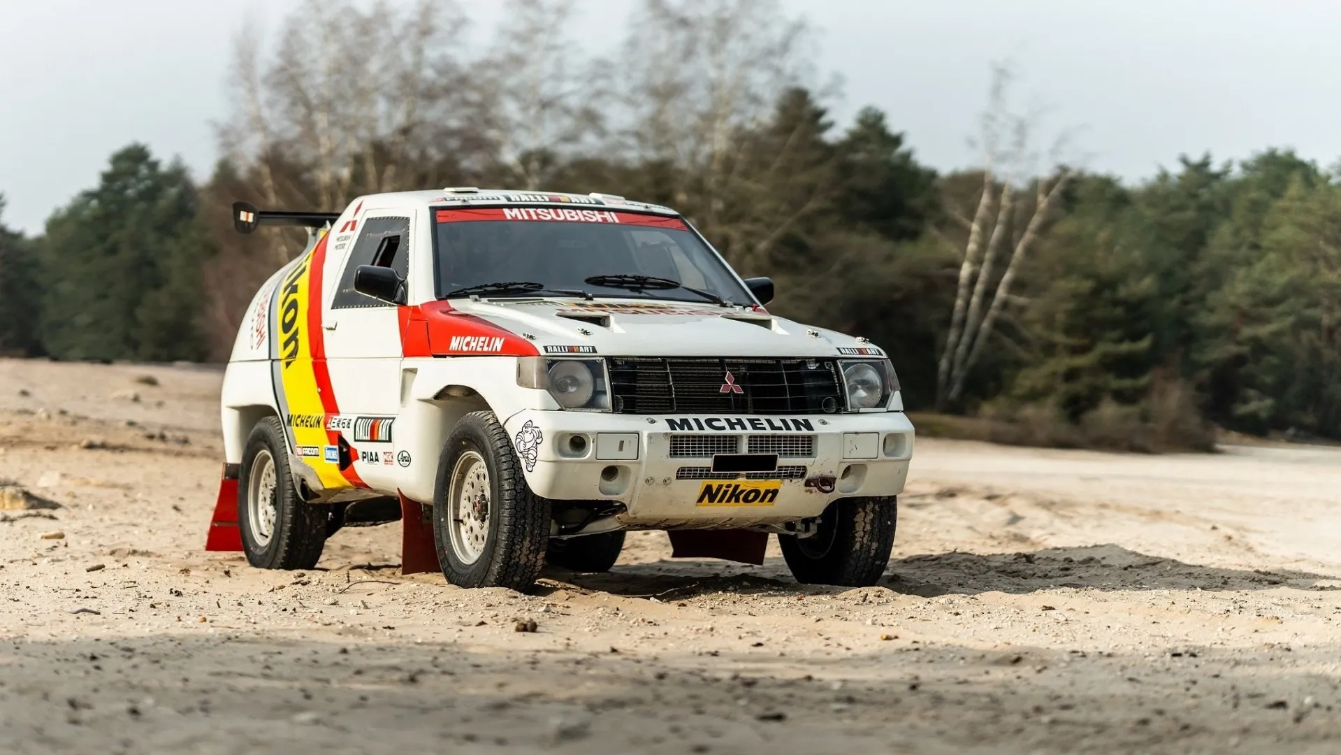 Conoce la historia del Mitsubishi Montero del Rally París-Dakar de 1988