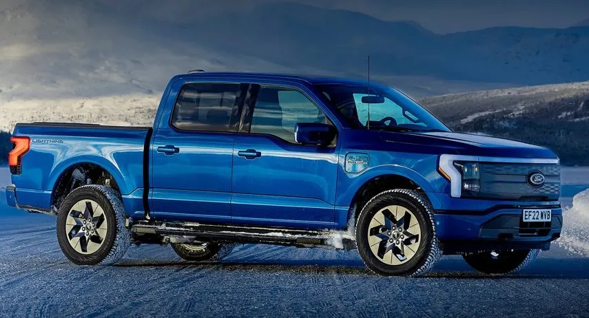 ford f 150 lightning(1)