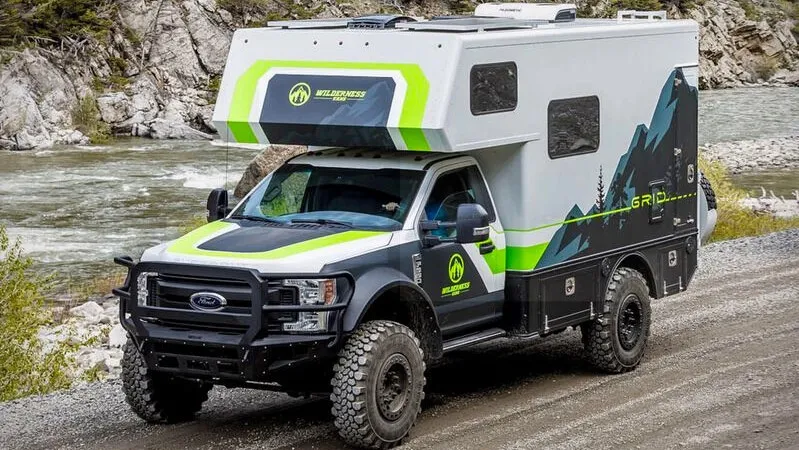 Grid Series Expedition Camper Ford F Series Super Duty (1)
