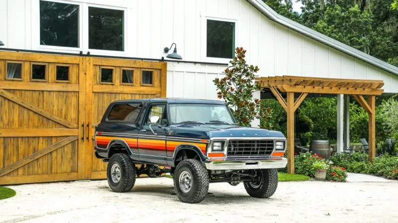 Ford Bronco Ranger XLT restomod(7)