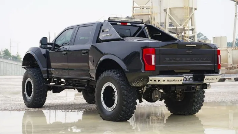 Ford F 350 Super Duty MegaRexx (2)