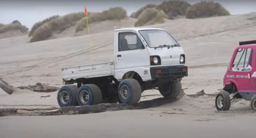 Mitsubishi Minicab 6x6