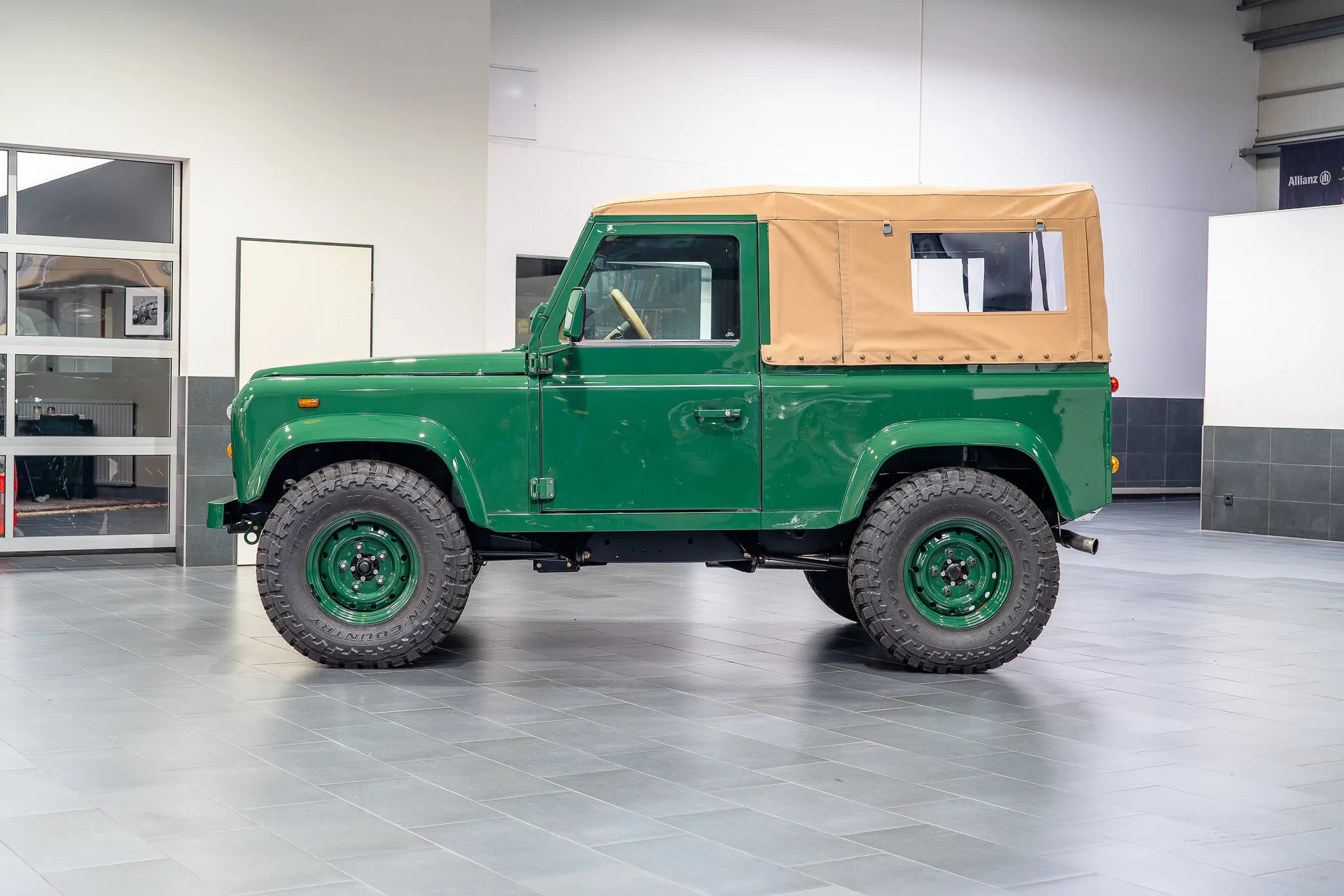 Land Rover Defender D90 TD5 (3)