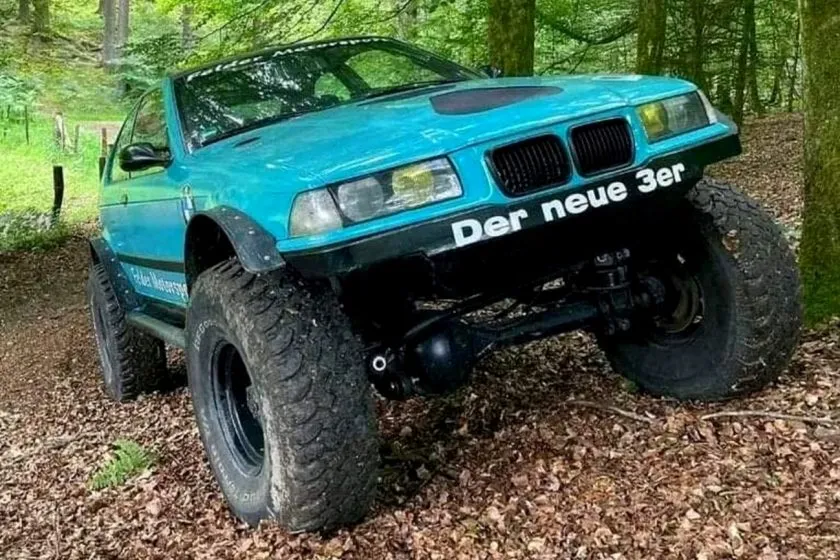 BMW Serie 3 E36 convertido en monster truck (1)