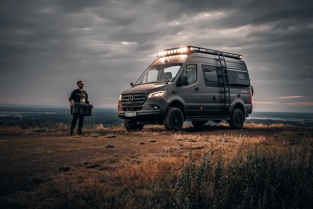 Dovra RIG-S (2025): lujo sobre ruedas en forma de Mercedes Sprinter
