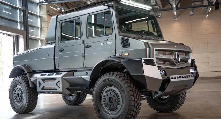 Mercedes Benz Ultra Luxury Unimog (1)