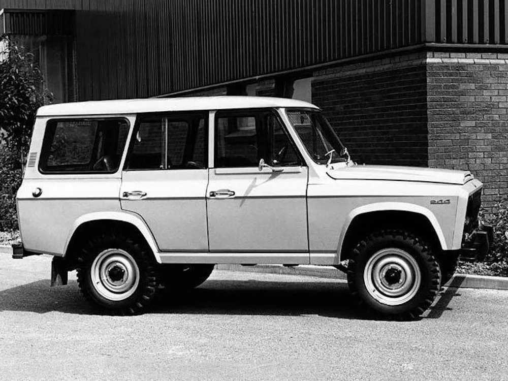 Coche del día: Aro 244 D