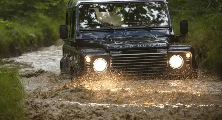 land rover defender td5 1