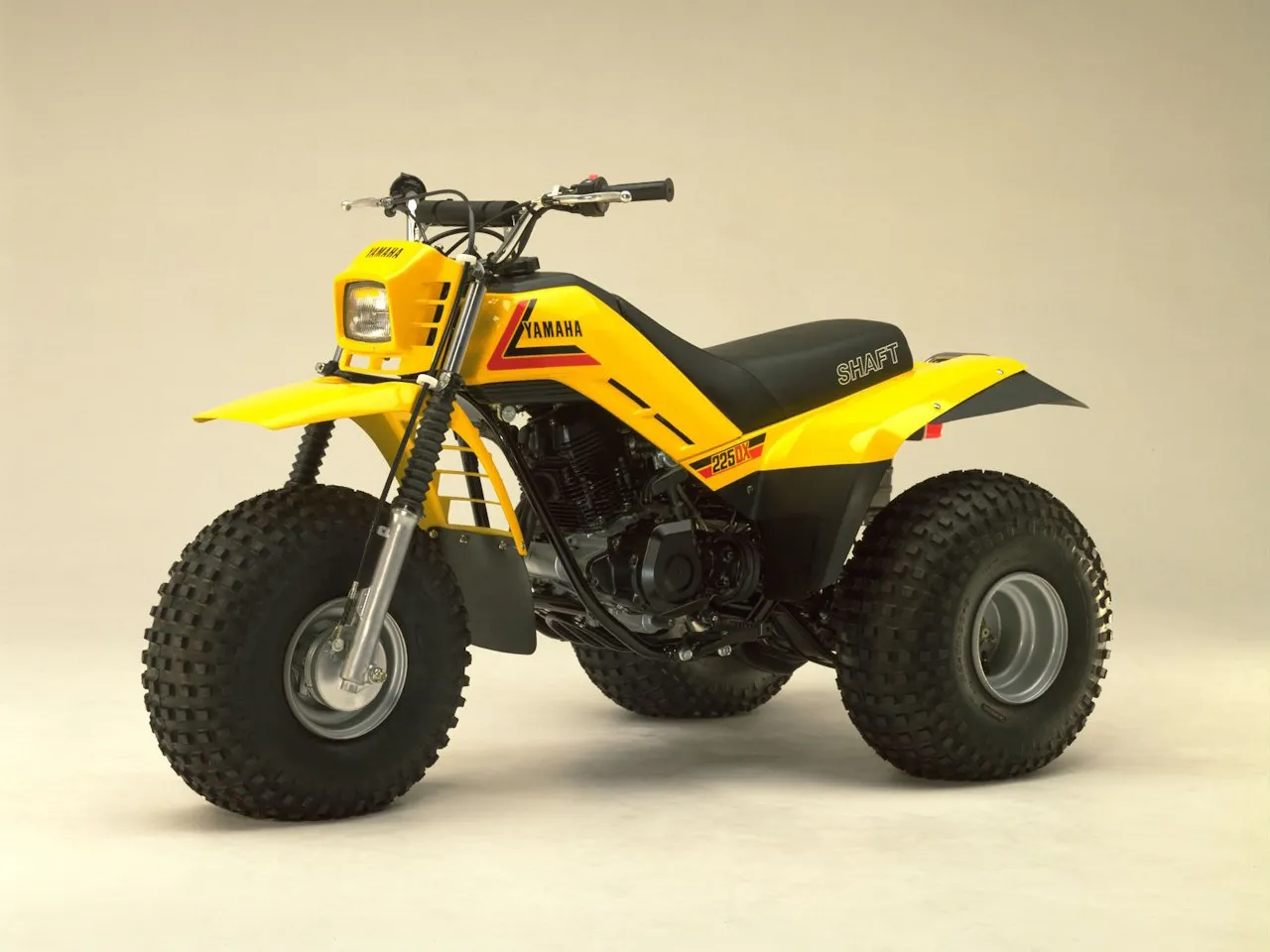Aventura del día: Yamaha YTM225DX Tri-Moto